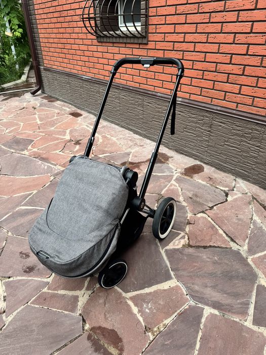 Продам коляску Cubex Priam 4