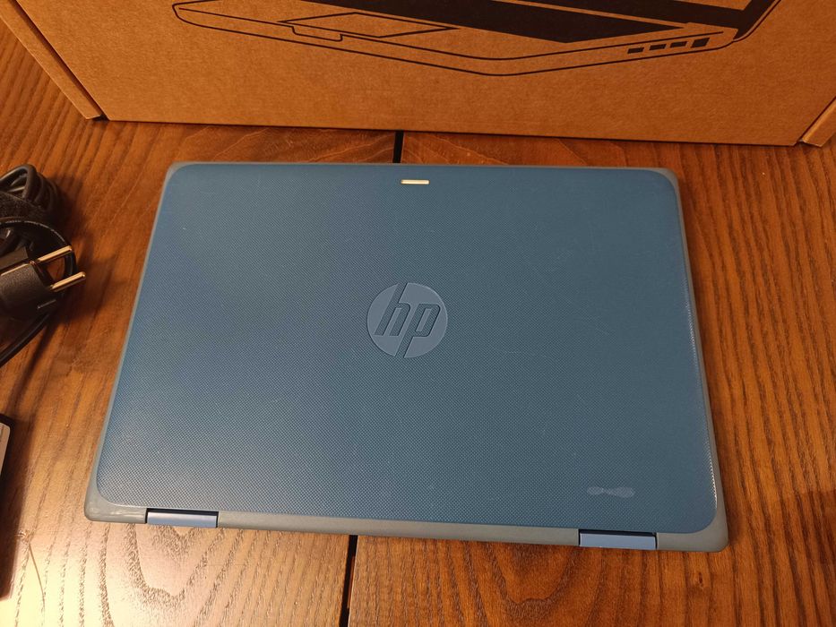 Комплект универсална aвтодиагностика и лаптоп HP с тъчскрийн екран