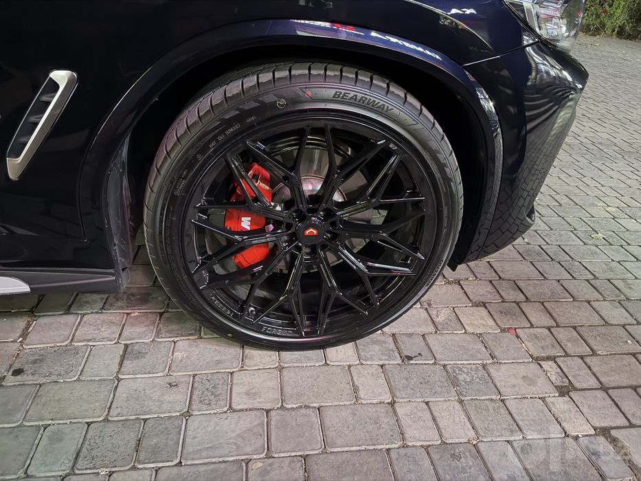 BMW X3 xoalti idial 5000$ navaroti bor