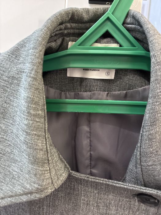 Продам тренч пальто