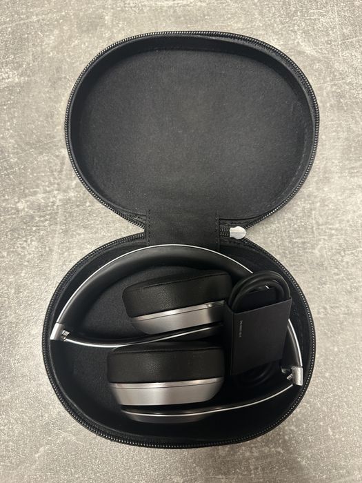 Beats Solo 2 Wireless