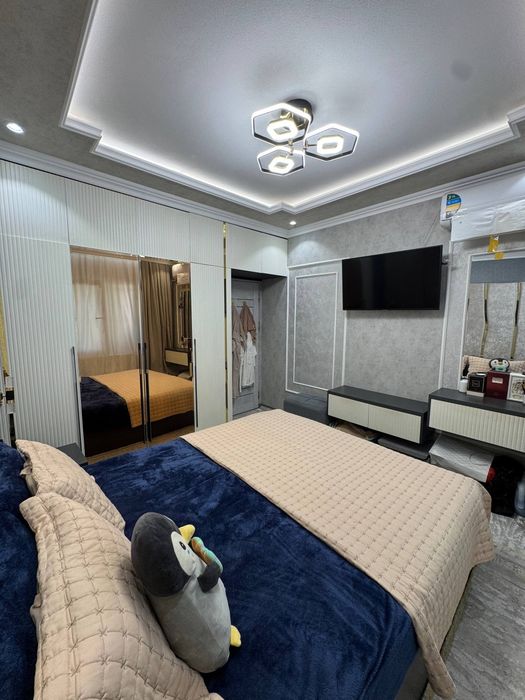 Uy sotiladi massiv 7