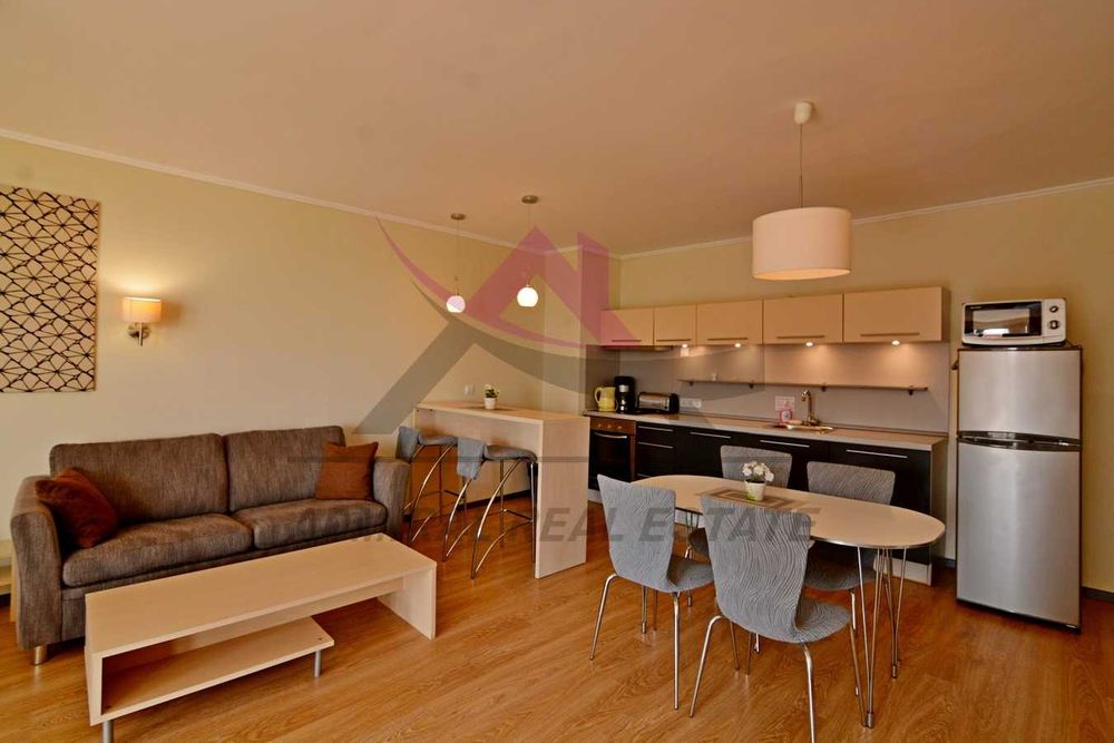 Продава се Двустаен апартамент в Варна, Левски - 90 кв.м за 889 €/кв.м - Снимка #2