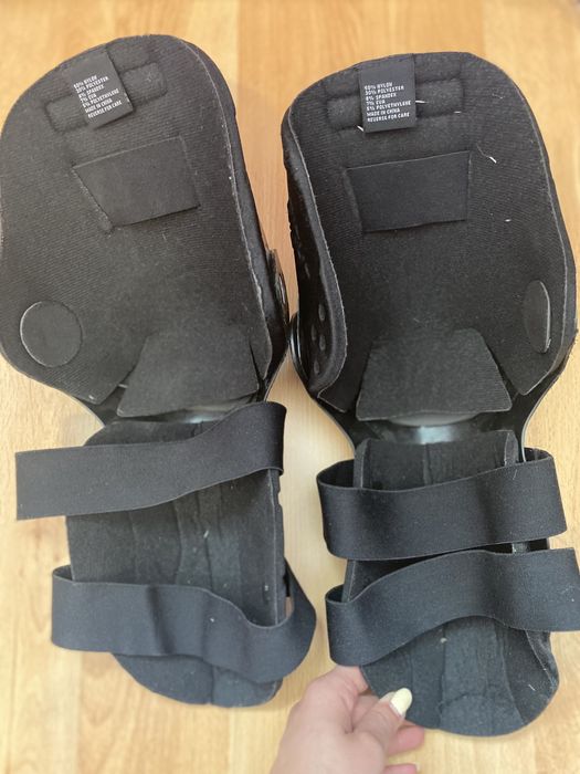 Спортни наколенки / протектори