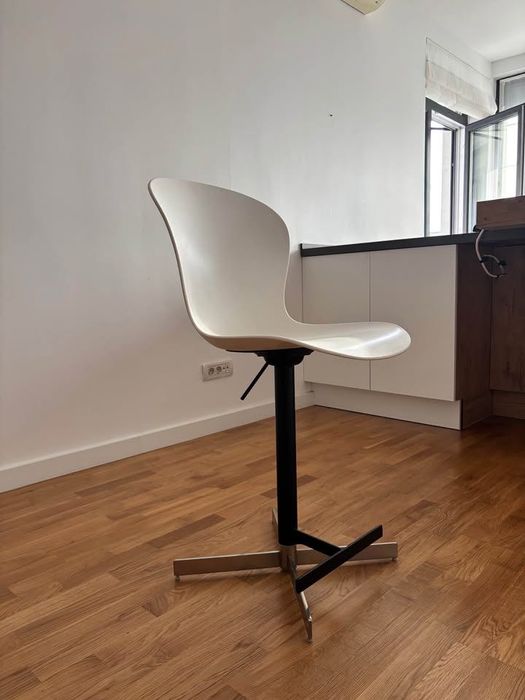 3 scaune BoConcept