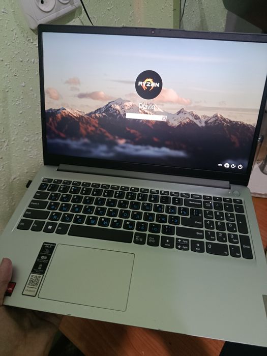 Lenovo Ideapad Slim 1 8/256