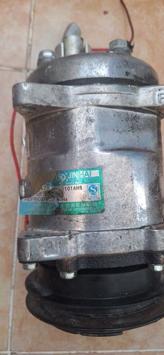Компрессор  кондиционера на Isuzu