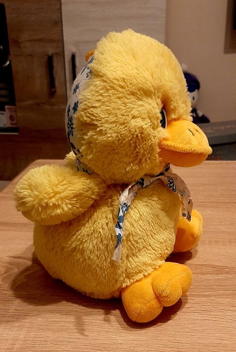 плюшени играчки и книжки