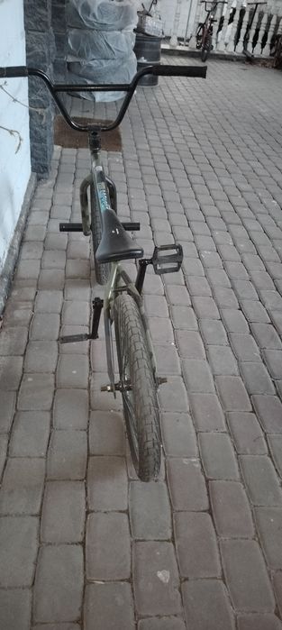 Продаётся BMX торг есть