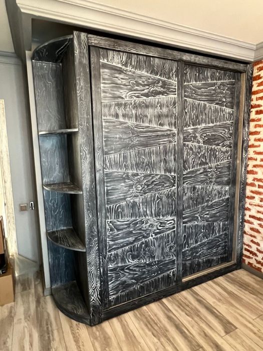 Продам спальный гарнитур