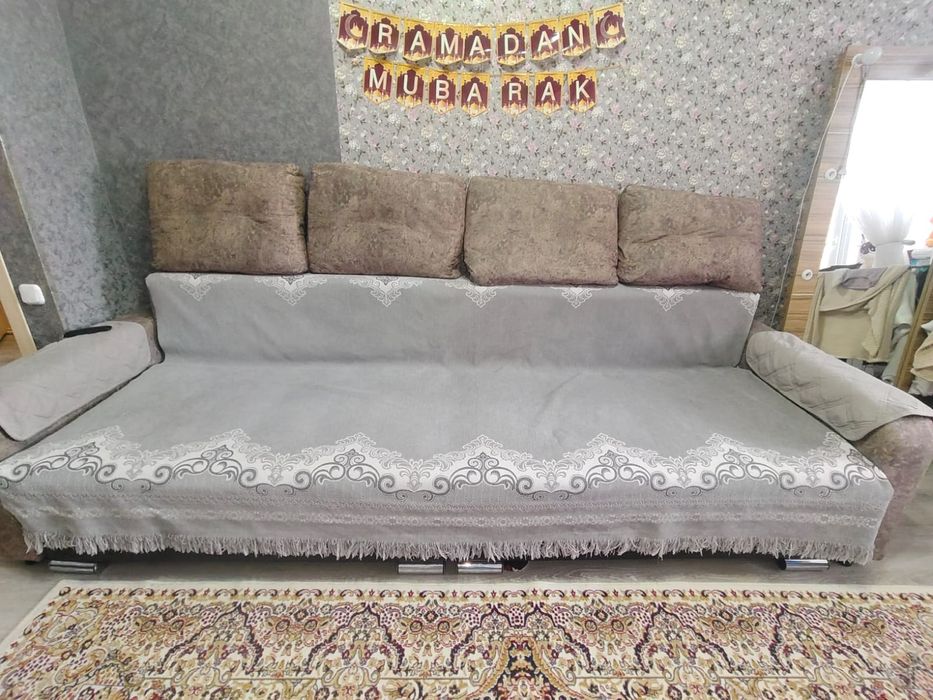 Продам б/у диван