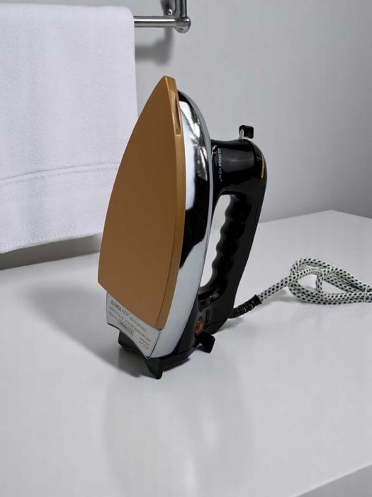 Утюг Alonsa 1200vt