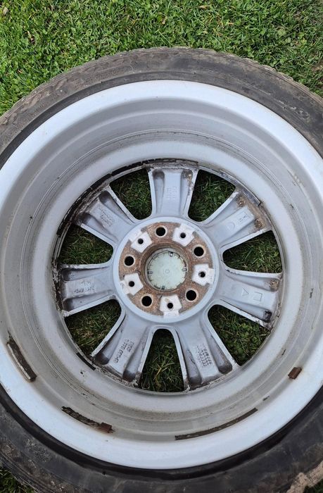 Оригинални БМВ джанти 17 цола с гуми 225 45 17