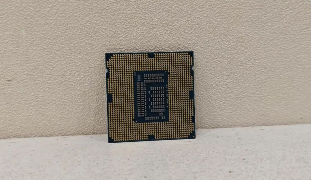 Intel core i5 3330s