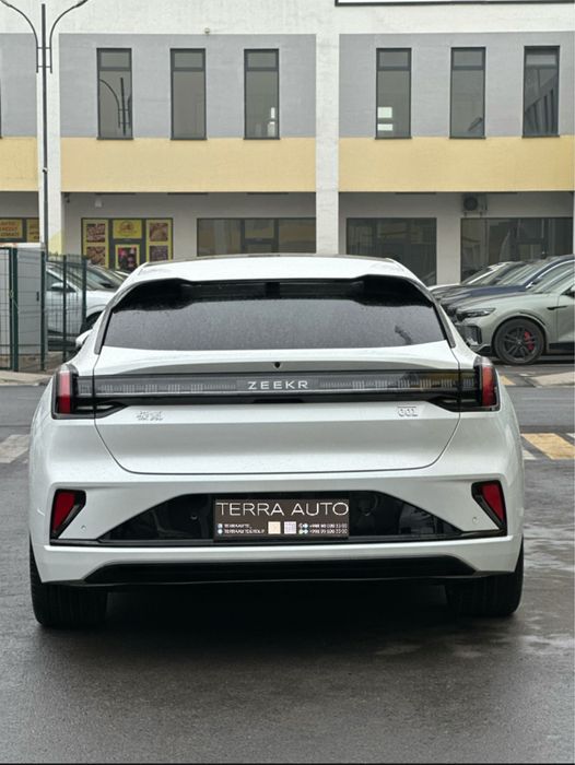 Zeekr 001 You Sport 2025 в наличаи от Terra Auto