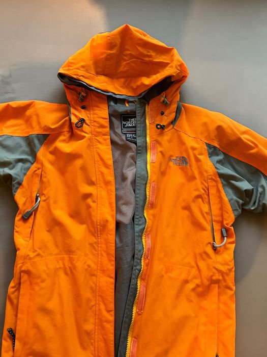 Яке The North Face Summit pro