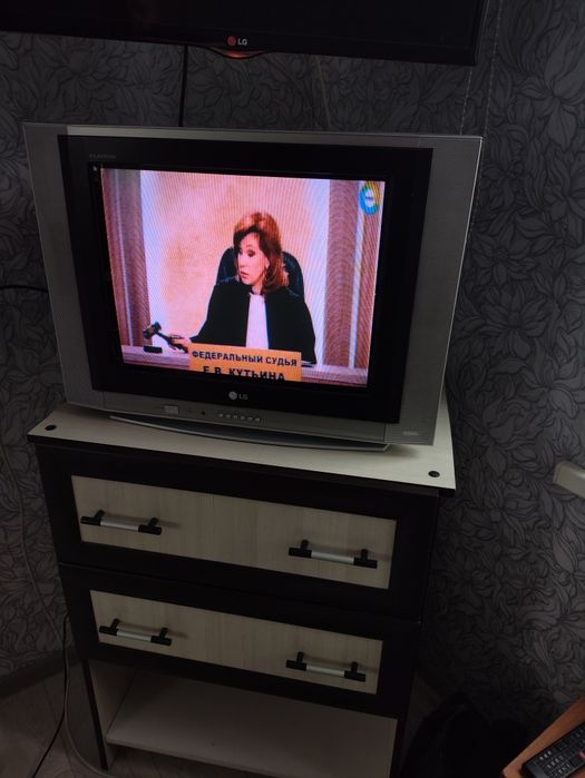 Телевизор LG за 5000