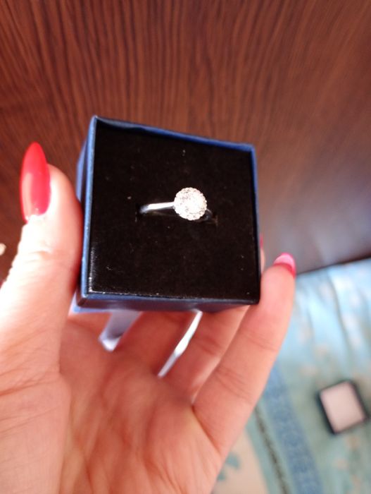 Продам колечко серебрнное