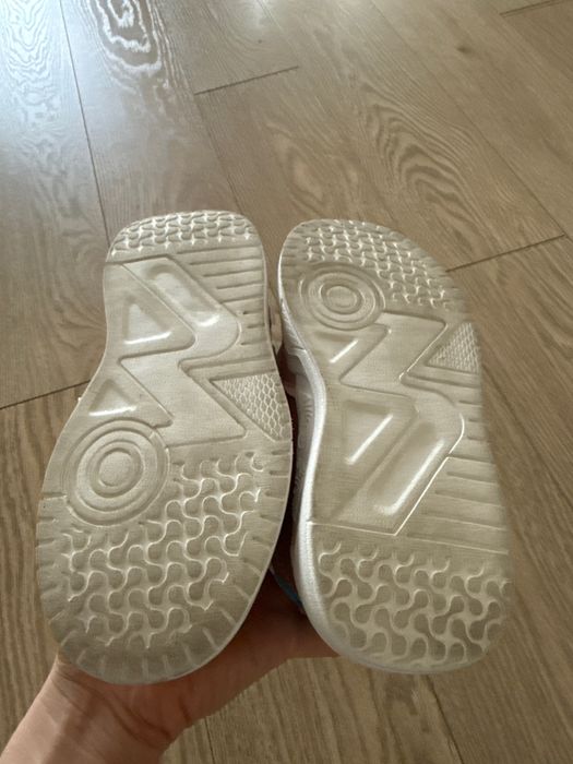 Кроссовки размер 31