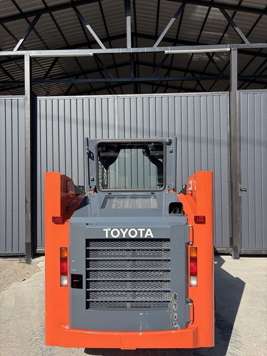 Бобкат Toyota 5SDKL6