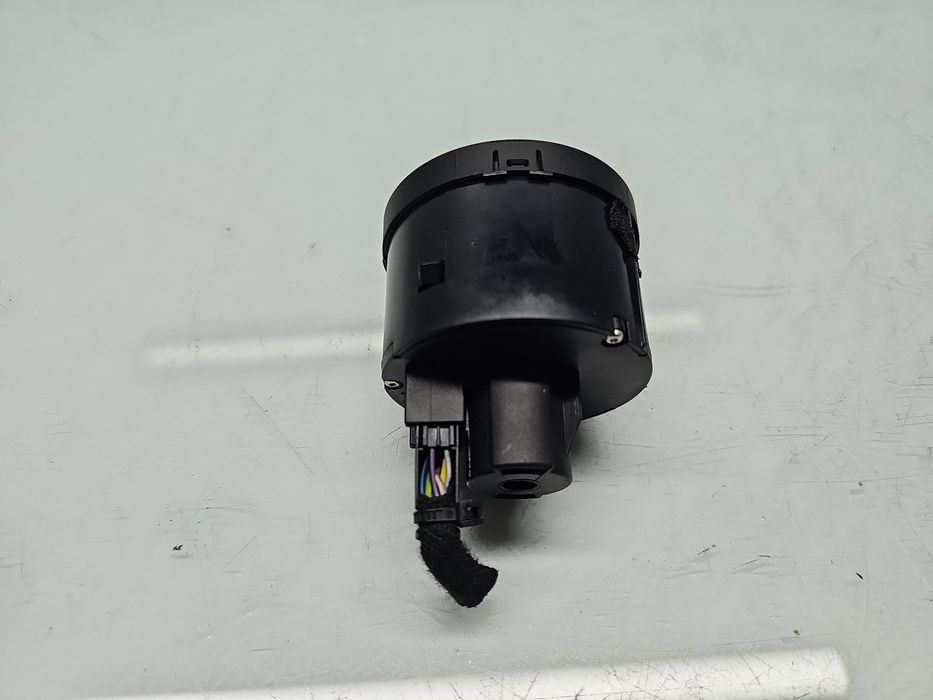 Bloc lumini Volkswagen Touareg (7LA, 7L6) [Fabr 2003-2010] 7L6941431Q