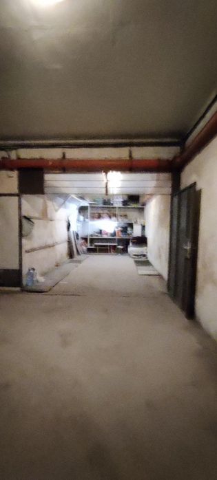 Продава се Гараж / Паркомясто в Бургас, Изгрев - 21 кв.м за 1096 €/кв.м - Снимка #1