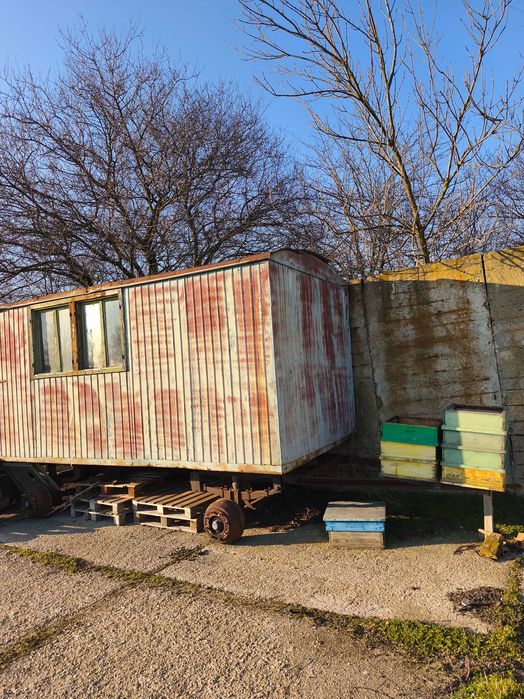 Фургон на колелета