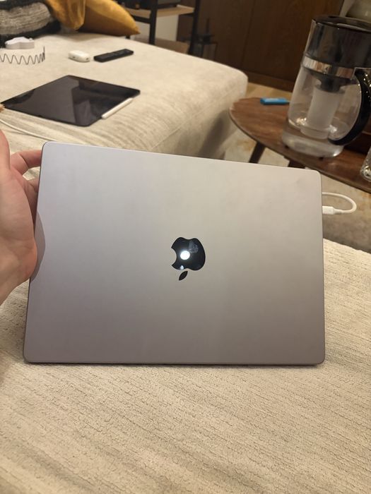 Macbook Pro 14” M1 Pro 16GB 512GB