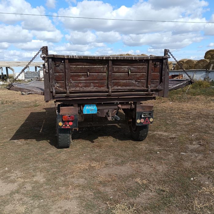 Продам прицеп зил, птс -6