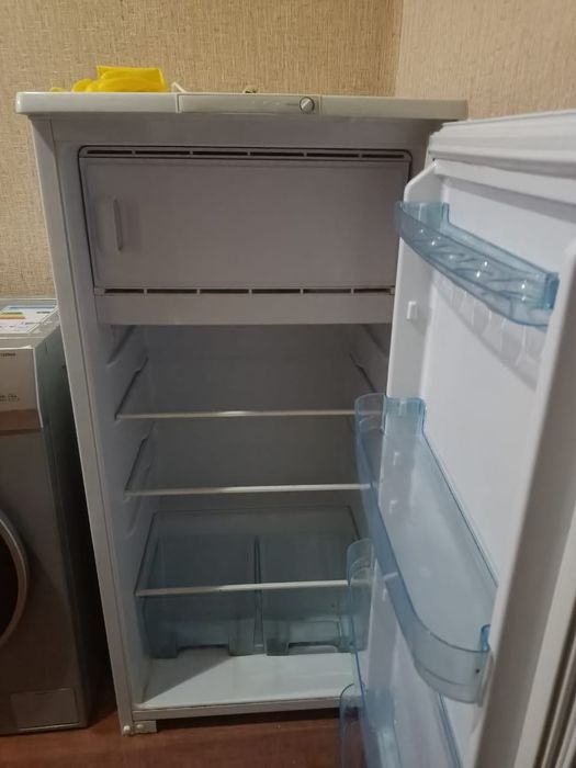 Продам Холодильник б/у