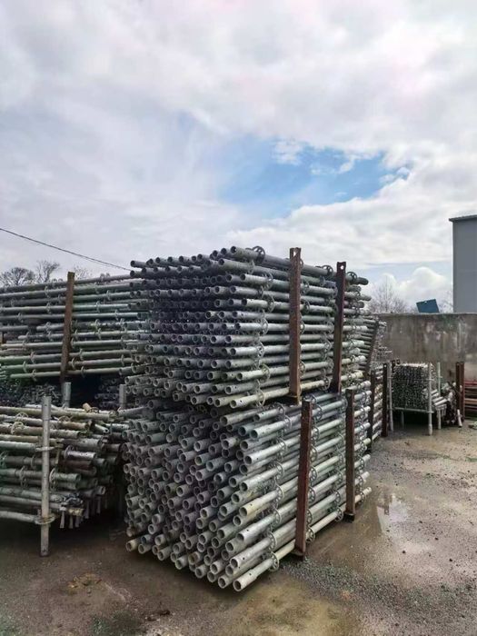 Клиновые строительные леса