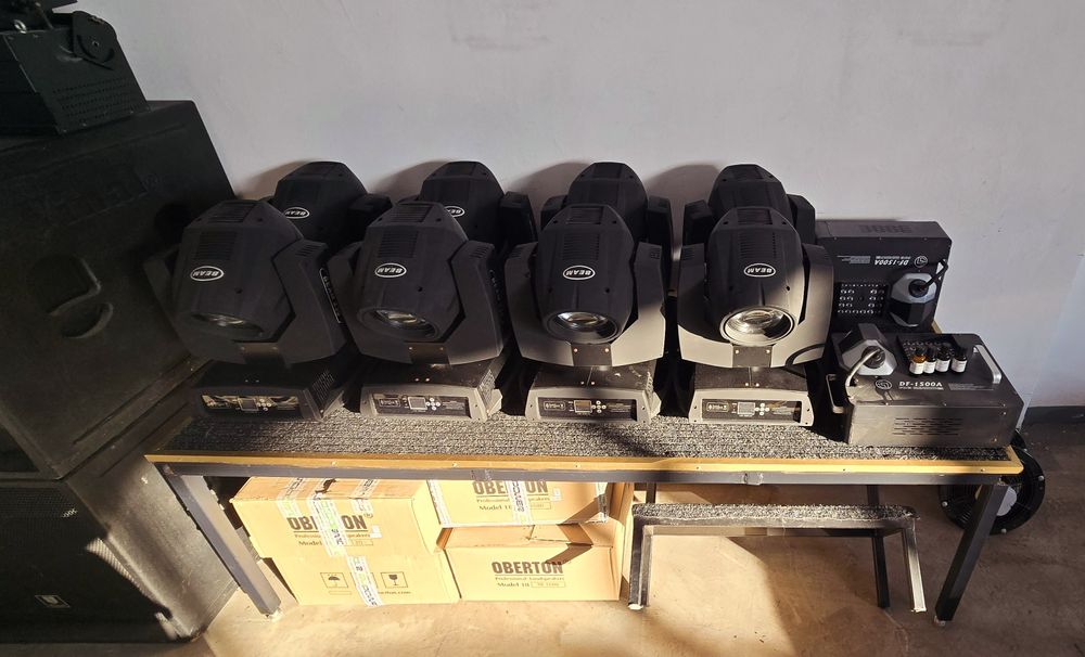 Sistem sonorizare și lumini