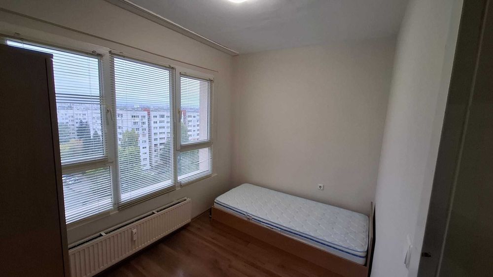 Дава се под наем Тристаен апартамент в София, Център - 80 кв.м за 650 € - Снимка #4