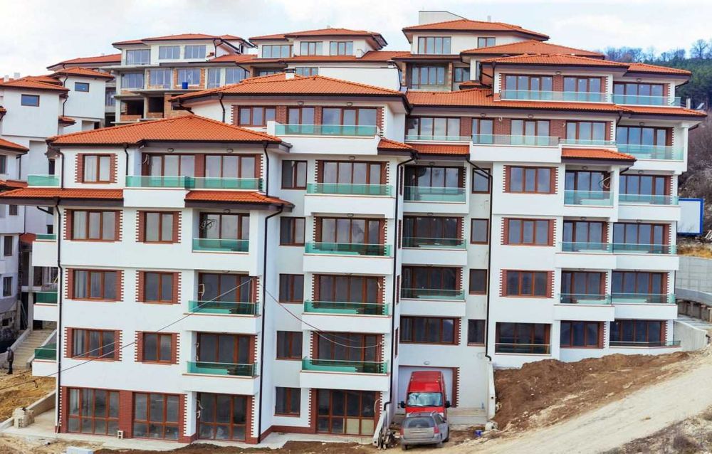 Продава се Четиристаен апартамент в Варна, Виница - 119 кв.м за 1750 €/кв.м - Снимка #18