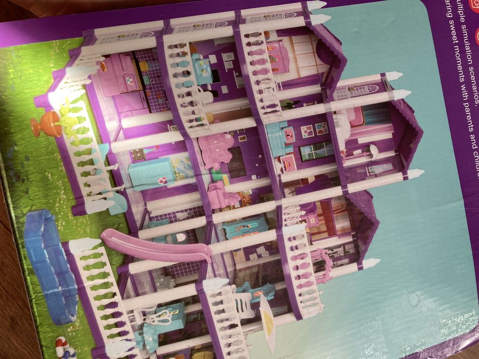 Къща за кукли, чиато нова