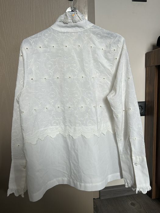 Дамска бяла риза