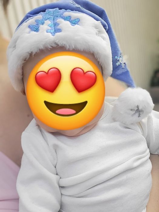 Дам в прокат платье снегурочки  на 3 мес.  Сшитое индивидуально