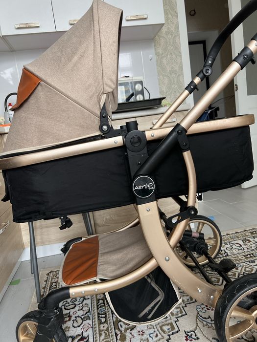 Коляска aimi  прогулочная