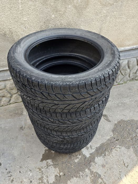 Продам шины 235х55х19