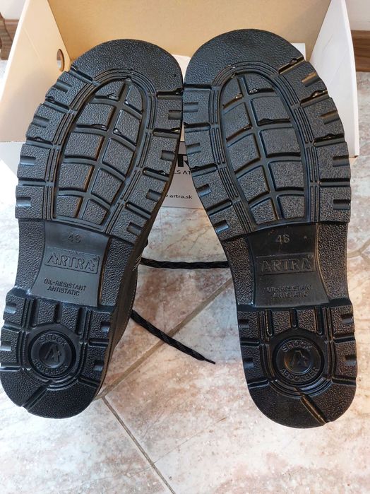 Работни обувки aragon s2