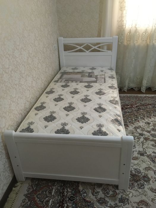 Кроват из дерева лиственницы