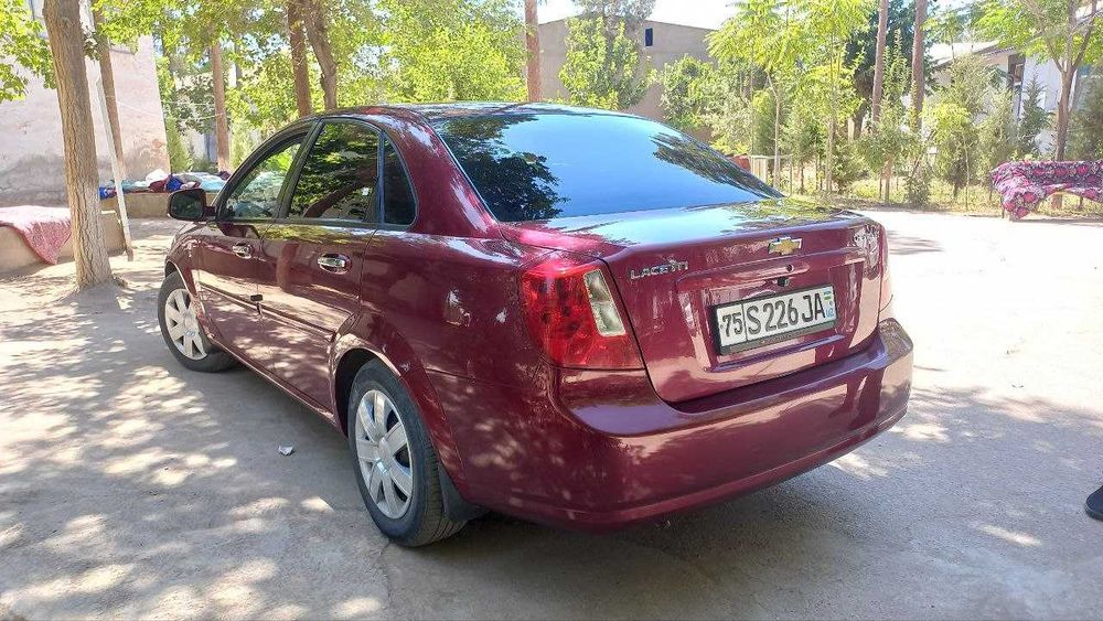 Chevrolet Lacetti / Gentra 2015
