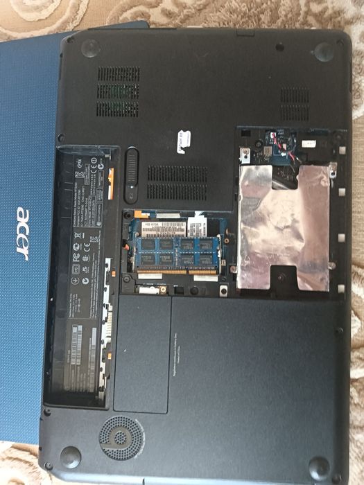 Продам два ноутбука на запчасти