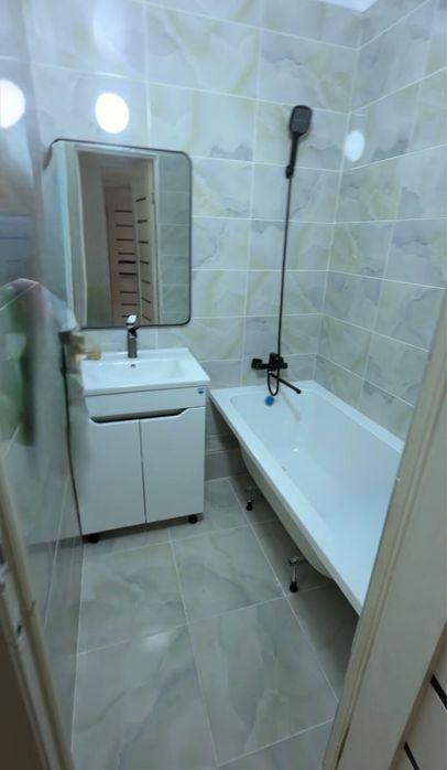 Продаетсы 2 ком квартира г Актау