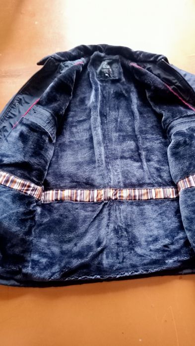 Продам куртку мужскую