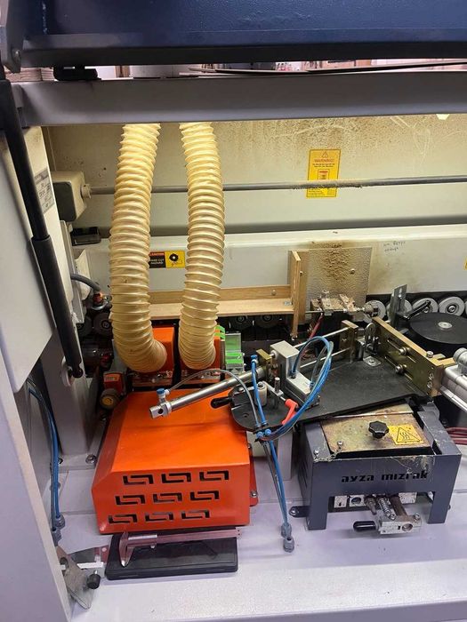 Кантираща машина Ayzaband 4 FR ULTRA с предфрезоване втора уптореба