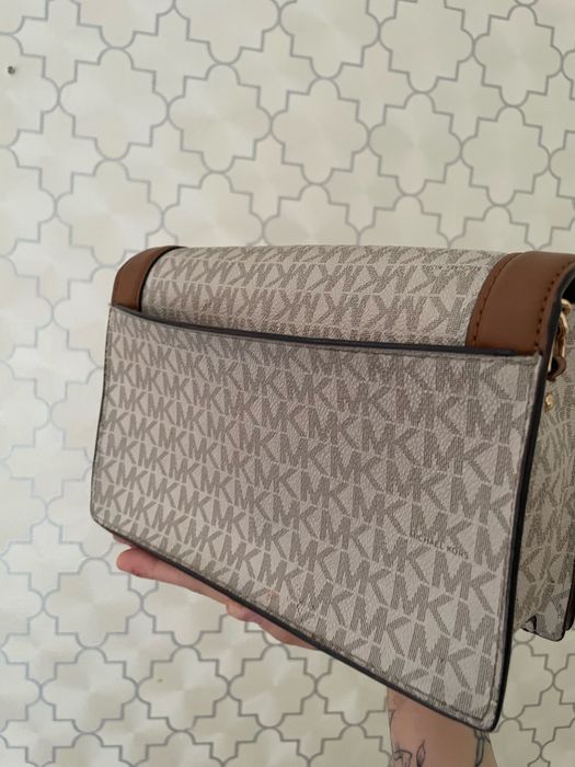 Продам сумку Michael Kors