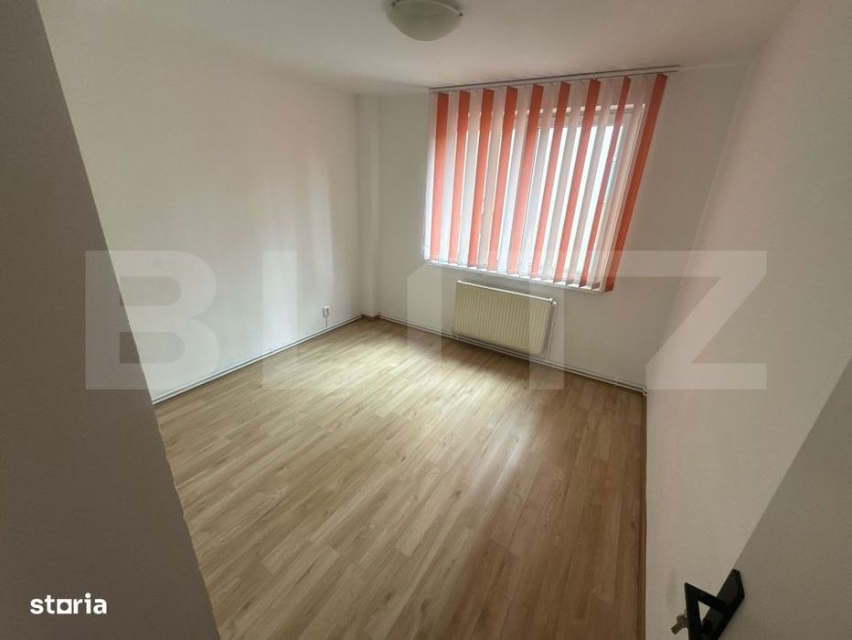 Spatiu comercial / birouri de inchiriat – Zona Poli 2 – 110 mp