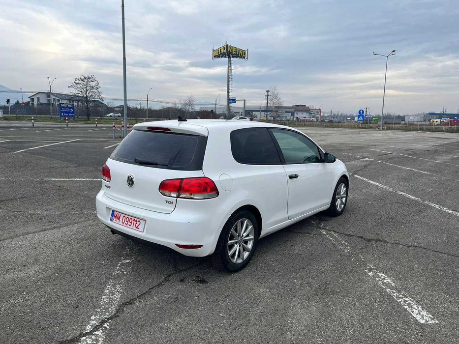 Volkswagen Golf 6 1.6 TDI 2011 246.000 km euro 5