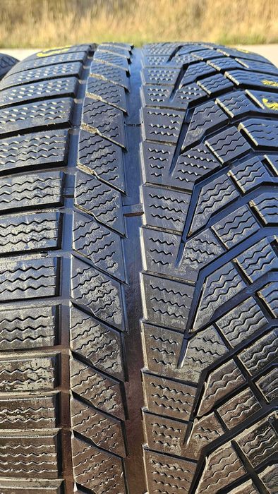 255/35 R19 • Iarna • Sailun Ice Blazer Alpine evo 96V XL | 2 buc | DOT 2023 | Pret/buc